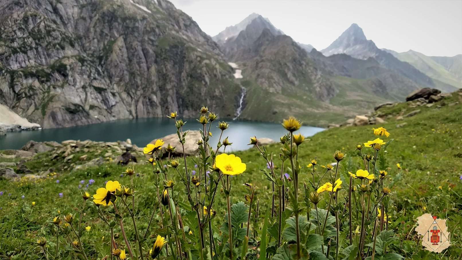 hampta pass trek himachal pradesh