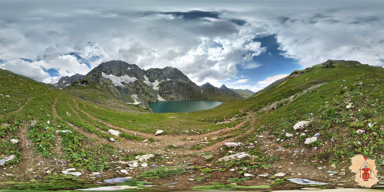 kashmir lake travel